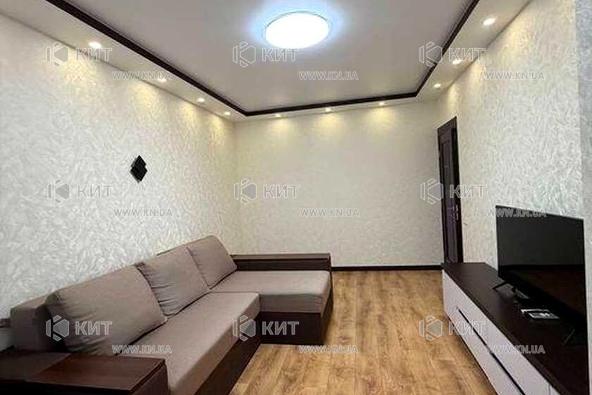 Продаж квартири Харків, ХТЗ, Рогань, 40м²