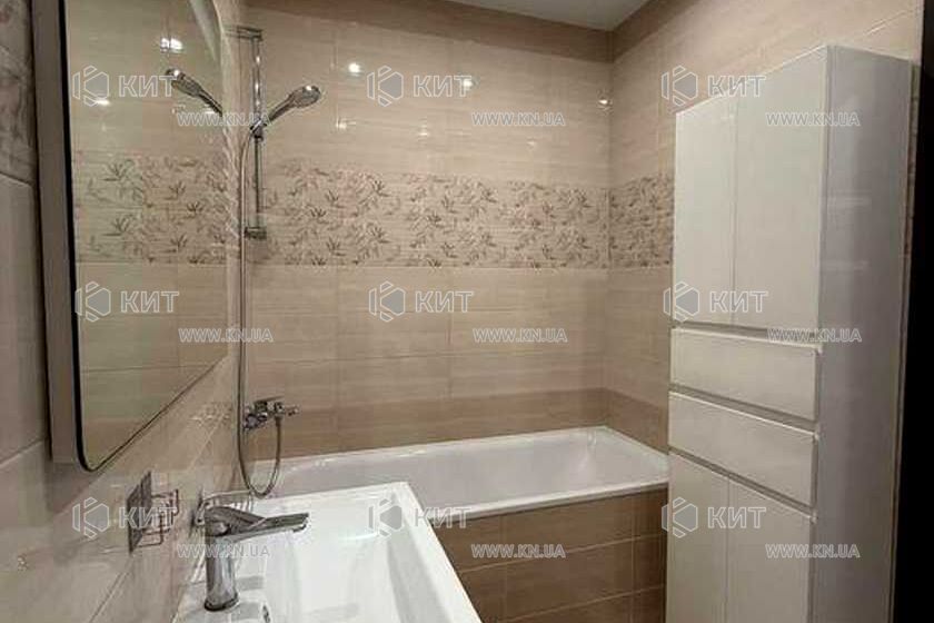 Продаж квартири Харків, ХТЗ, Рогань, 40м²