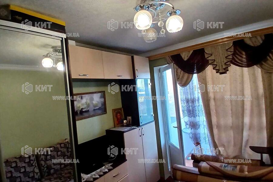 Продаж квартири Харків, Салтівка(Бараб.,Україна), 19м²