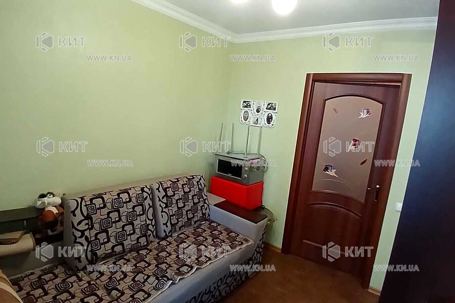 Продаж квартири Харків, Салтівка(Бараб.,Україна), 19м²
