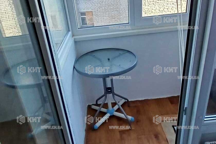 Продаж квартири Харків, Салтівка(Бараб.,Україна), 19м²