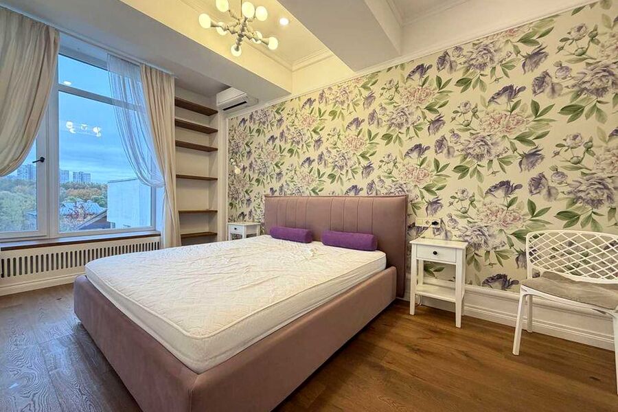 Продажа квартиры Харьков, Научная, 100м²