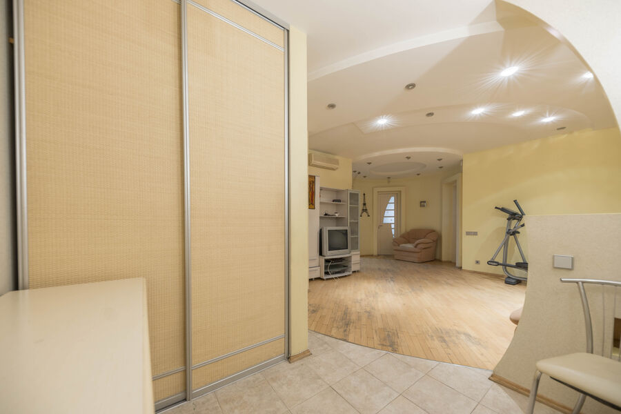 квартиры Харьков, Научная, 60м²