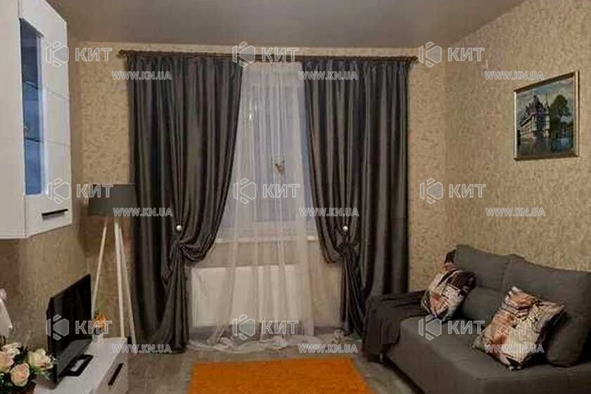 Продаж квартири Харків, ХТЗ, Рогань, 40м²