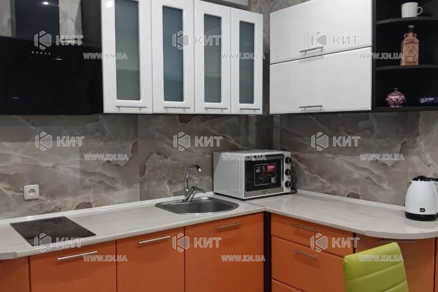 Продаж квартири Харків, ХТЗ, Рогань, 40м²