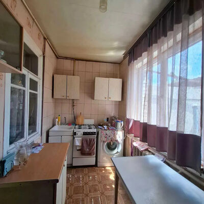 Продажа 	 Харьков,  Люсинская ул. 