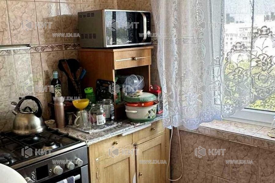 Продаж квартири Харків, ХТЗ, Рогань, 66м²