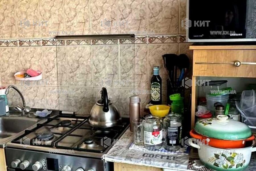 Продаж квартири Харків, ХТЗ, Рогань, 66м²