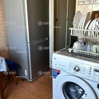 Продаж квартири Харків, ХТЗ, Рогань, 66м²