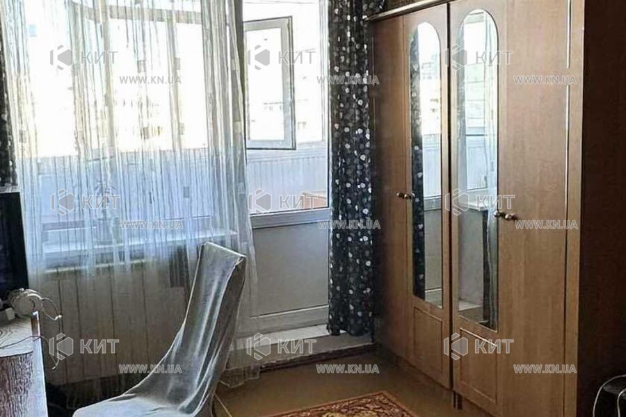 Продаж квартири Харків, ХТЗ, Рогань, 66м²