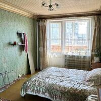 Продаж квартири Харків, ХТЗ, Рогань, 66м²