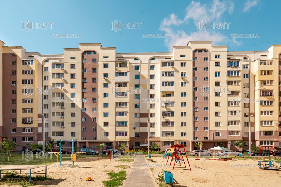 Продажа квартиры Харьков, Алексеевка, 83м²