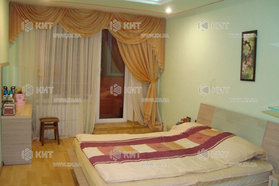 Продажа квартиры Харьков, Спортивная, 65.1м²