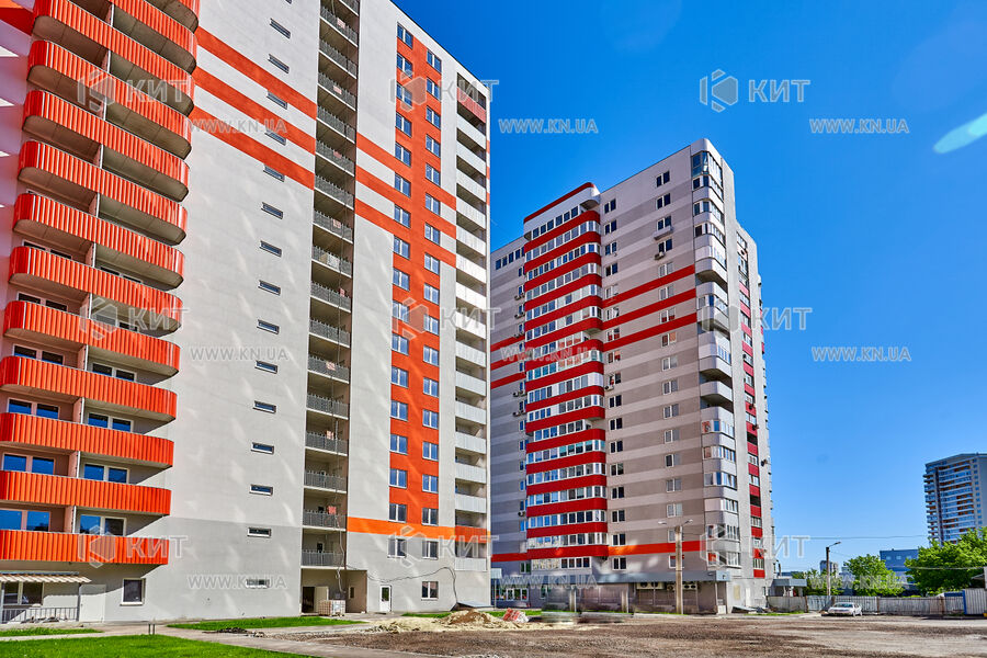 Продаж квартири Харків, Олексіївка, 76м²