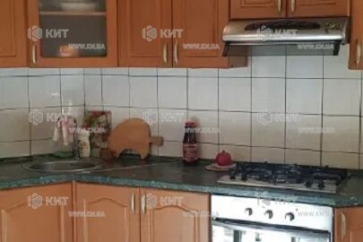 Продажа квартиры Харьков, Площадь Героев Небесной Сотни, 40м²