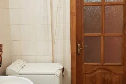 Продажа квартиры Харьков, Площадь Героев Небесной Сотни, 40м²