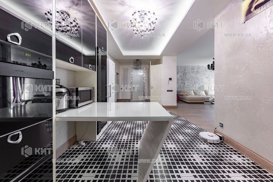 Продаж квартири Харків, Наукова, 92м²
