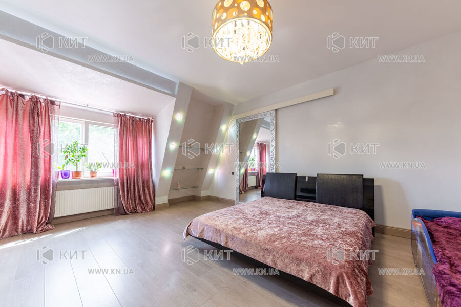 Продаж квартири Харків, Наукова, 92м²