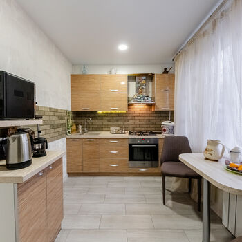 Продаж квартир - Харків,  Валентинівьска (Блюхера) вул.  13Б