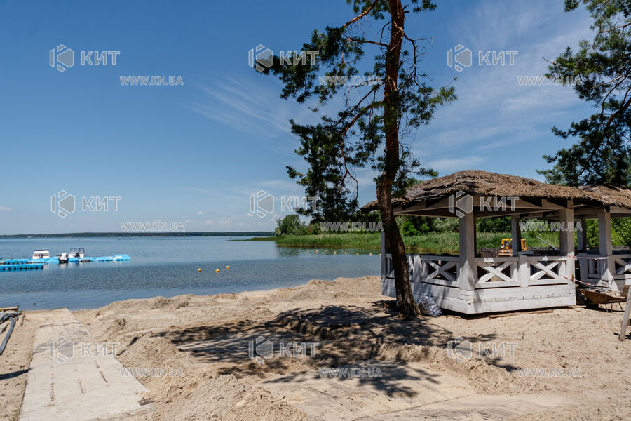 Продажа дома Печенеги пгт, Коттеджный поселок у воды, 200м²
