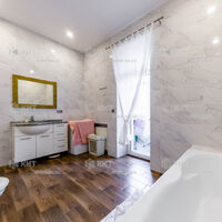 Продаж квартири Харків, Центр, 150м²