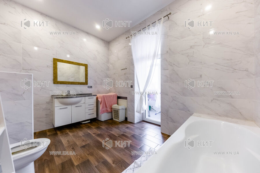 Продаж квартири Харків, Центр, 150м²