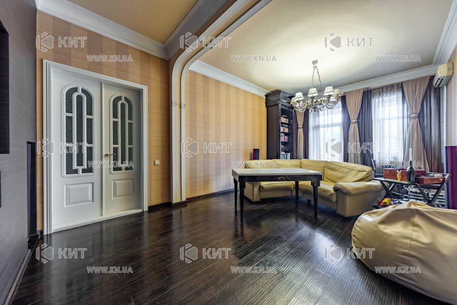 Продаж квартири Харків, Центр, 150м²