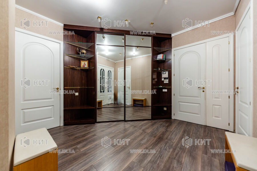 Продаж квартири Харків, Центр, 150м²