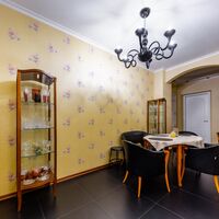 Продаж квартири Харків, Центр, 150м²