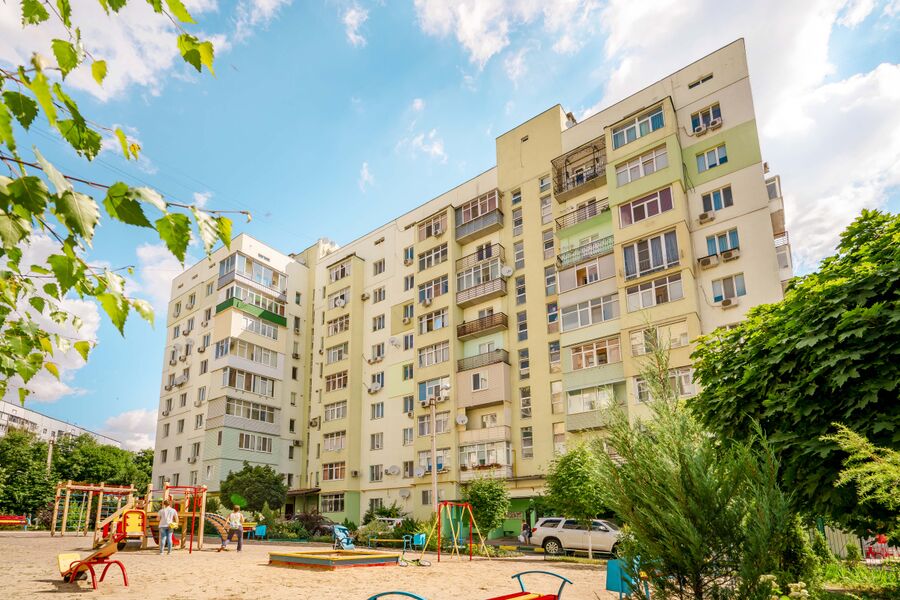 Продажа квартиры Харьков, Алексеевка, 140м²