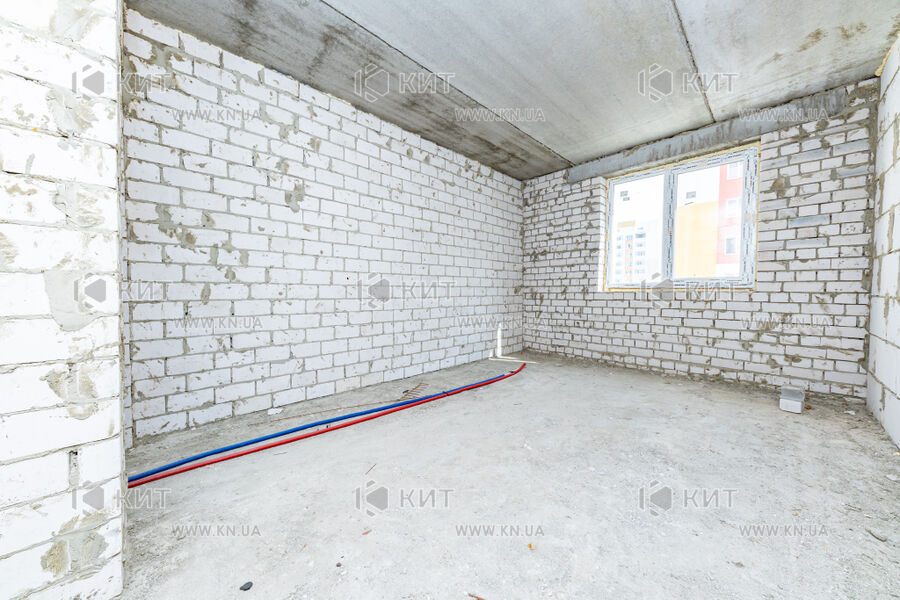 Продаж квартири Харків, ХТЗ, Рогань, 40.77м²