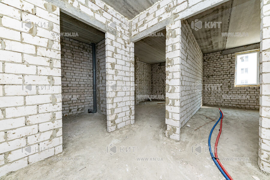 Продаж квартири Харків, ХТЗ, Рогань, 40.77м²