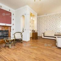 Продаж квартири Харків, Олексіївка, 210м²