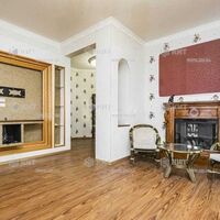 Продаж квартири Харків, Олексіївка, 210м²