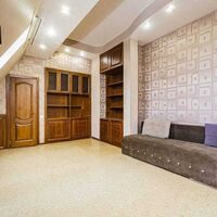 Продаж квартири Харків, Олексіївка, 210м²