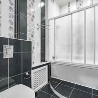 Продаж квартири Харків, Олексіївка, 210м²