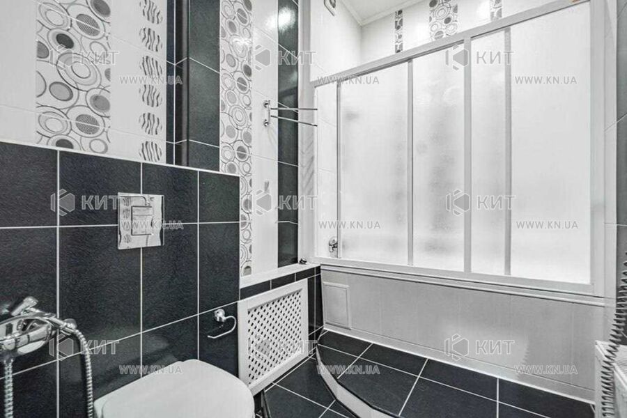 Продаж квартири Харків, Олексіївка, 210м²