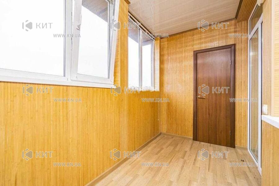 Продаж квартири Харків, Олексіївка, 210м²