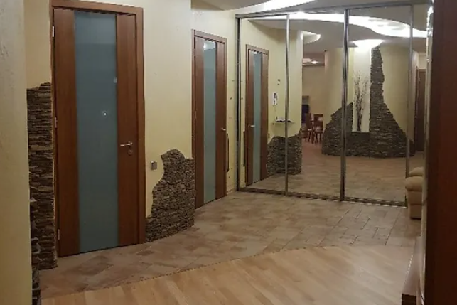 Продаж квартири Харків, Центр, 150м²