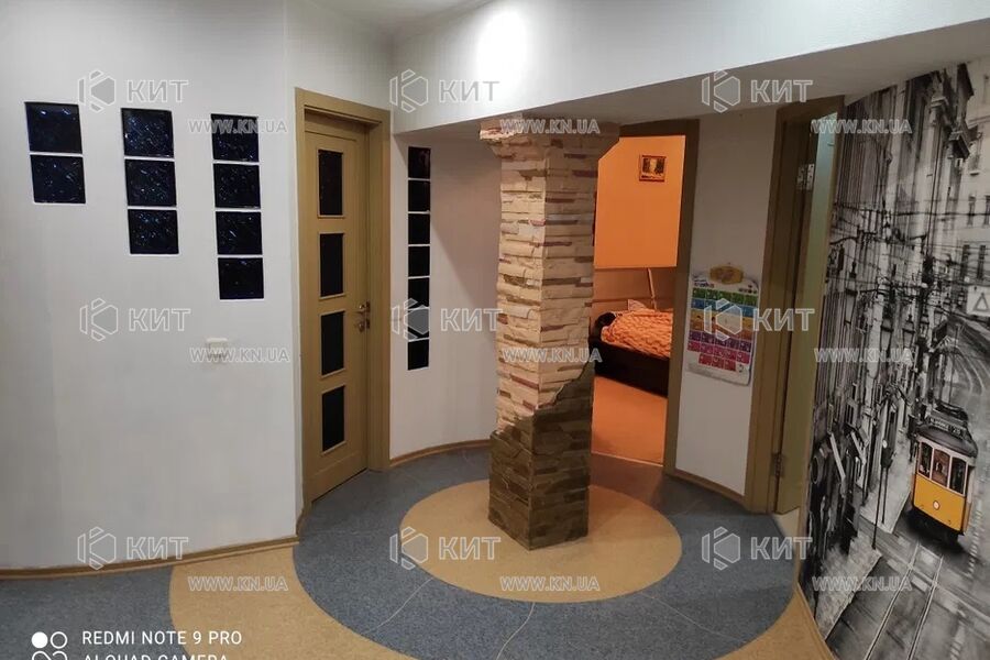 Продаж квартири Харків, ХТЗ, Рогань, 83м²