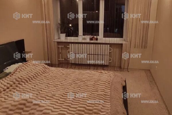 Продаж квартири Харків, ХТЗ, Рогань, 83м²