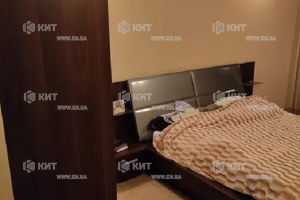 Продаж квартири Харків, ХТЗ, Рогань, 83м²