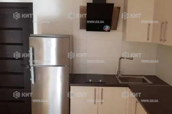 Продаж квартири Харків, ХТЗ, Рогань, 42м²