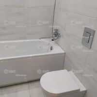 Продаж квартири Харків, ХТЗ, Рогань, 42м²