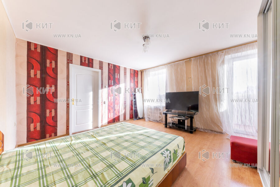Продажа квартиры Харьков, Гагарина, Спортивная, Защитников, 40м²