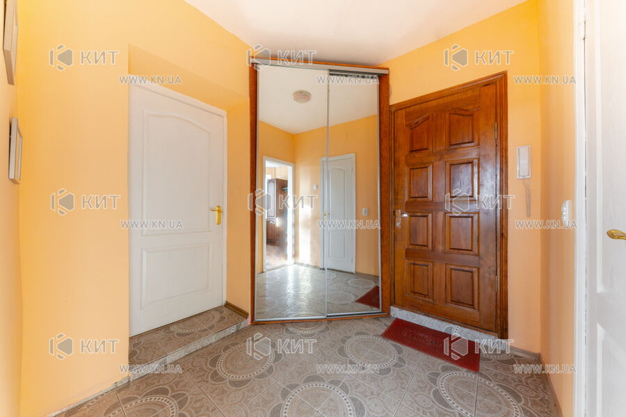 Продажа квартиры Харьков, Гагарина, Спортивная, Защитников, 40м²