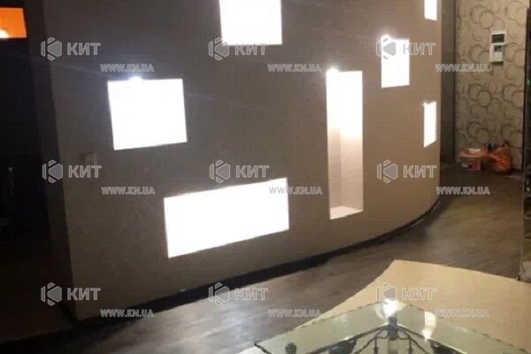Продажа квартиры Харьков, Гагарина, Спортивная, Защитников, 55м²