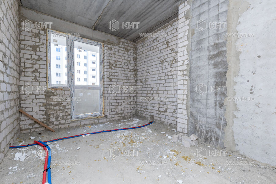 Продаж квартири Харків, ХТЗ, Рогань, 57.28м²