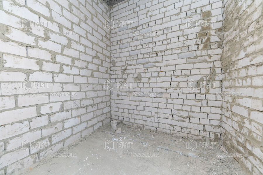Продаж квартири Харків, ХТЗ, Рогань, 57.28м²