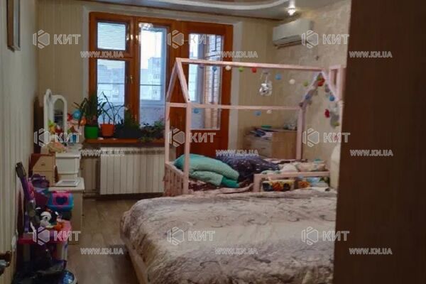 Продажа квартиры Харьков, ХТЗ, Рогань, 68м²
